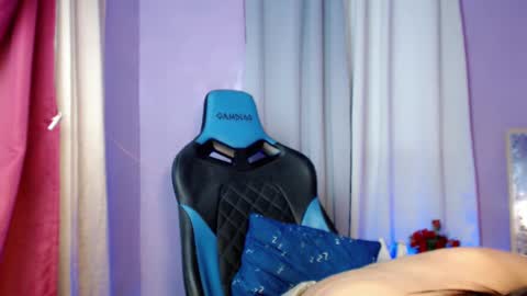 Snapshot of exotic_blacklixexx69 chatting on December 12, 2024, 5:31 am Lixe online show from December 12, 2024, 5:31 am