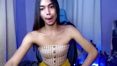 Snapshot of exotic_blacklixexx69 chatting on December 14, 2024, 10:45 am Lixe online show from December 14, 2024, 10:45 am