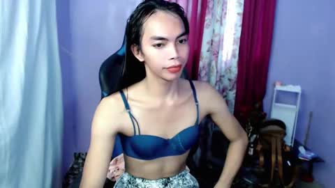 Snapshot of exotic_blacklixexx69 chatting on December 30, 2024, 7:26 am Lixe online show from December 30, 2024, 7:26 am