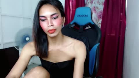 Snapshot of exotic_blacklixexx69 chatting on February 20, 2025, 2:07 am Lixe online show from February 20, 2025, 2:07 am