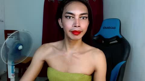 Snapshot of exotic_blacklixexx69 chatting on February 26, 2025, 10:15 am Lixe online show from February 26, 2025, 10:15 am