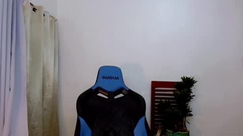 Snapshot of exotic_blacklixexx69 chatting on March 2, 2025, 10:56 am Lixe online show from March 2, 2025, 10:56 am