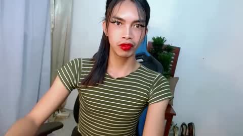 Snapshot of exotic_blacklixexx69 chatting on March 10, 2025, 10:48 am Lixe online show from March 10, 2025, 10:48 am