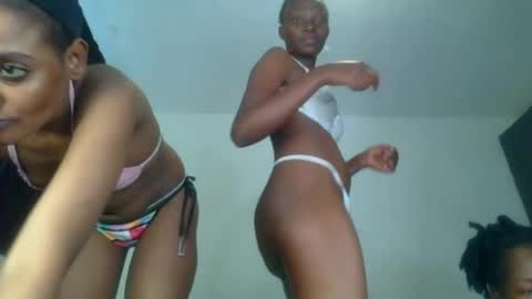 exotic_cutiee online show from July 24, 2026, 2:15 pm