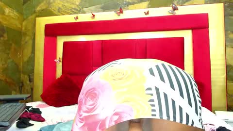 Snapshot of exoticbigmandx chatting on February 23, 2025, 5:29 pm Mandy online show from February 23, 2025, 5:29 pm