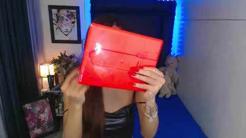 Snapshot of exotickatt chatting on December 24, 2024, 10:11 am KaT online show from December 24, 2024, 10:11 am