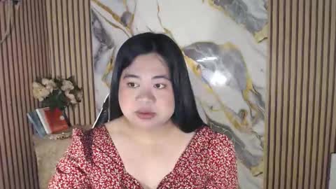 SHANTAL MARIE online show from April 6, 2026, 6:47 am