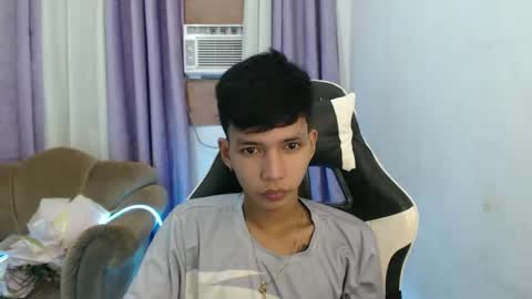 Snapshot of exotiic_jiann chatting on December 8, 2024, 10:41 am jiann online show from December 8, 2024, 10:41 am