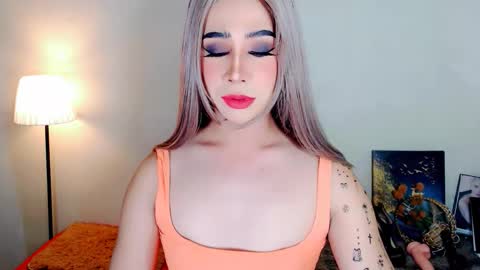 Snapshot of expensive_elise chatting on February 25, 2026, 2:48 pm expensive_elise online show from February 25, 2026, 2:48 pm