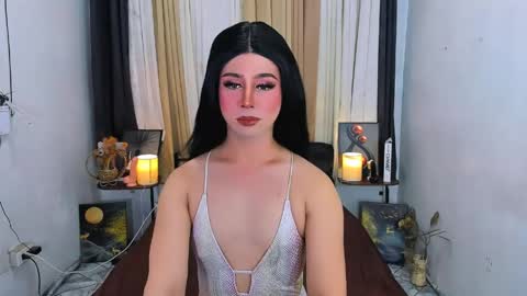 expensive_elise online show from May 24, 2026, 4:23 pm