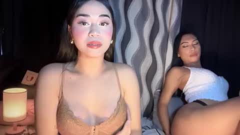 chloee online show from October 12, 2025, 10:25 am