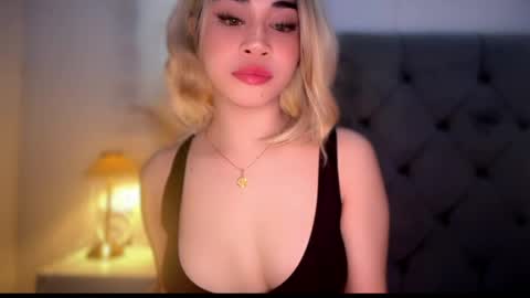 chloee online show from May 26, 2026, 10:28 pm
