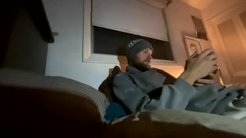 Snapshot of exploringkinkvers chatting on December 9, 2024, 5:29 am Explorer online show from December 9, 2024, 5:29 am