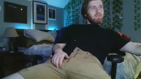 Explosivee andyy online show from March 8, 2026, 6:06 am