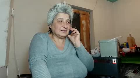 Snapshot of exquisitemature chatting on February 18, 2025, 6:37 am ExquisiteMature online show from February 18, 2025, 6:37 am