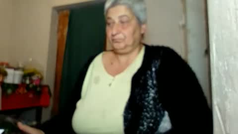 Snapshot of exquisitemature chatting on October 9, 2025, 12:25 pm ExquisiteMature online show from October 9, 2025, 12:25 pm