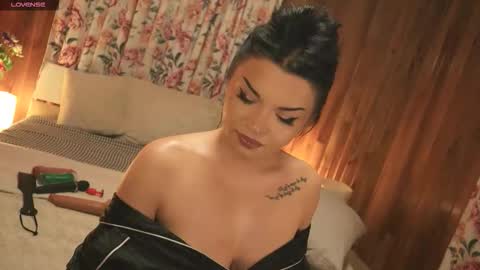 Snapshot of extra_topping chatting on February 20, 2026, 5:13 pm extra_topping online show from February 20, 2026, 5:13 pm