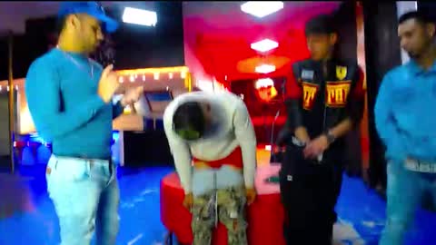 Snapshot of extrangers chatting on September 23, 2025, 11:46 am extrangers online show from September 23, 2025, 11:46 am