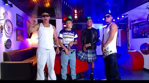 Snapshot of extrangers chatting on January 18, 2026, 1:15 pm extrangers online show from January 18, 2026, 1:15 pm