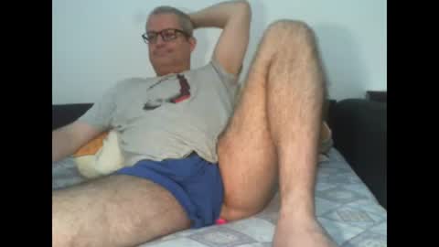 Snapshot of eyes12 chatting on October 9, 2025, 3:04 am GEORGE online show from October 9, 2025, 3:04 am