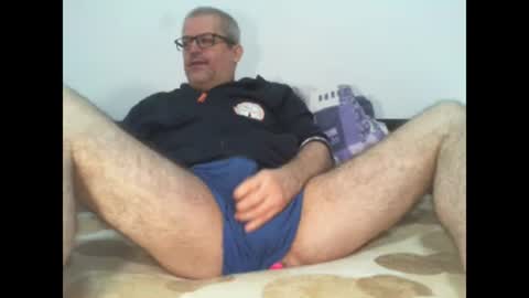 Snapshot of eyes12 chatting on October 31, 2025, 6:25 am GEORGE online show from October 31, 2025, 6:25 am