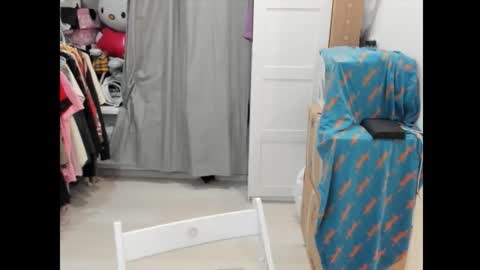 Snapshot of eyes_say_yes chatting on March 2, 2026, 9:10 pm Yara online show from March 2, 2026, 9:10 pm