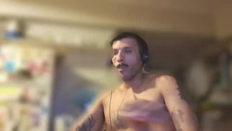 venusah online show from March 18, 2026, 5:10 am