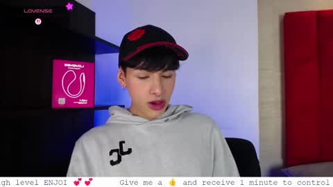 Snapshot of ezra_storm chatting on September 24, 2025, 5:22 am Juan online show from September 24, 2025, 5:22 am