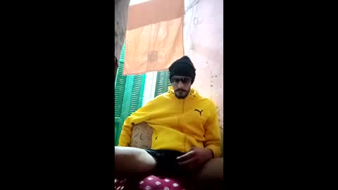 Snapshot of ezz_3zoo1 chatting on April 9, 2026, 2:22 am weza online show from April 9, 2026, 2:22 am