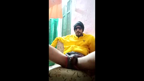 Snapshot of ezz_3zoo1 chatting on April 15, 2026, 1:34 am weza online show from April 15, 2026, 1:34 am