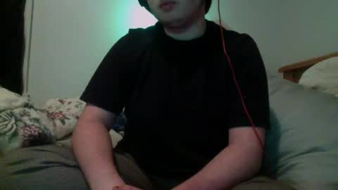 Snapshot of f2mslut chatting on January 21, 2025, 3:59 am Leo Bourdon online show from January 21, 2025, 3:59 am