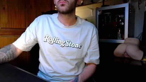 Snapshot of f4t2fit chatting on January 20, 2025, 12:15 am Fat2Fit online show from January 20, 2025, 12:15 am