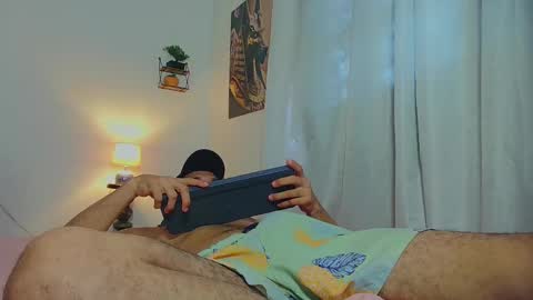 Snapshot of fabi_calde chatting on December 10, 2024, 5:00 pm fabi online show from December 10, 2024, 5:00 pm