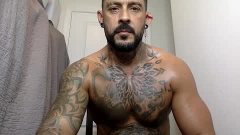 Snapshot of fabianelgalan chatting on January 18, 2025, 3:53 am Fabianelgalan online show from January 18, 2025, 3:53 am