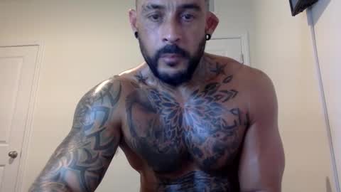 Snapshot of fabianelgalan chatting on March 8, 2025, 8:00 am Fabianelgalan online show from March 8, 2025, 8:00 am