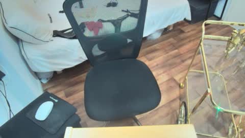 fabiano_hernandes30 online show from May 11, 2026, 4:04 pm