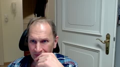 Fabian online show from June 4, 2026, 9:43 pm