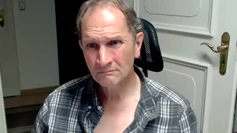 Fabian online show from July 8, 2026, 7:18 pm