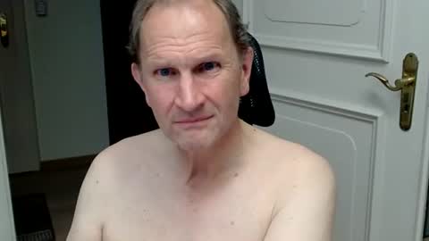 Fabian online show from July 10, 2026, 8:55 pm