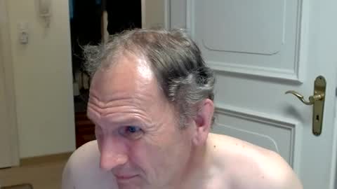 Fabian online show from August 2, 2026, 5:55 pm