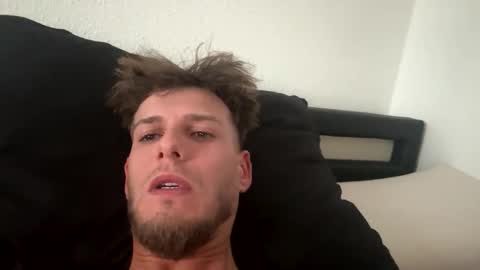 fablomaduro online show from January 14, 2026, 10:43 am