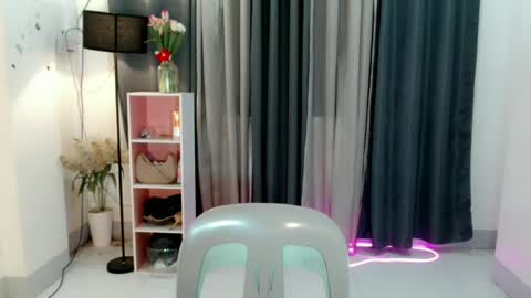 fabulous_sharpey online show from June 5, 2026, 6:52 am