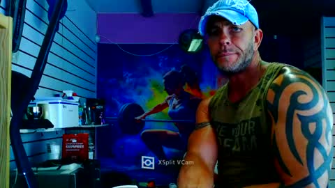 Snapshot of fabxxxl chatting on July 14, 2026, 12:33 pm fabxxxl online show from July 14, 2026, 12:33 pm