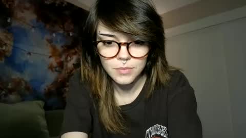 Snapshot of faerienugs chatting on December 14, 2024, 7:07 am Faerie 3 online show from December 14, 2024, 7:07 am