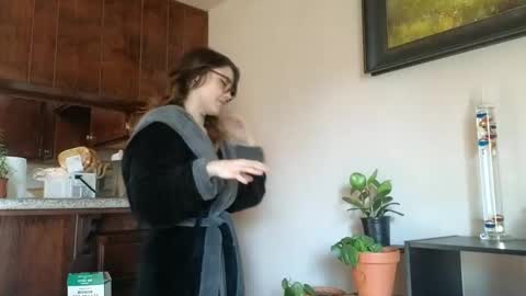 Snapshot of faerienugs chatting on January 21, 2025, 10:19 pm Faerie 3 online show from January 21, 2025, 10:19 pm