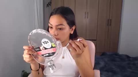 Snapshot of fairylatin chatting on March 6, 2025, 9:14 am fairylatin online show from March 6, 2025, 9:14 am