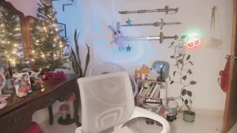 Snapshot of fairywhore chatting on December 24, 2024, 4:22 am Jackie Cosplayer online show from December 24, 2024, 4:22 am