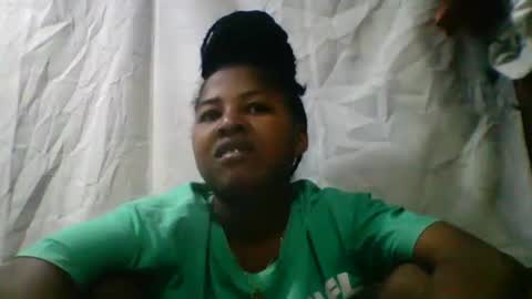 faissane9794 online show from March 25, 2026, 9:48 am