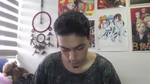 fall_dutt online show from November 6, 2025, 9:05 pm