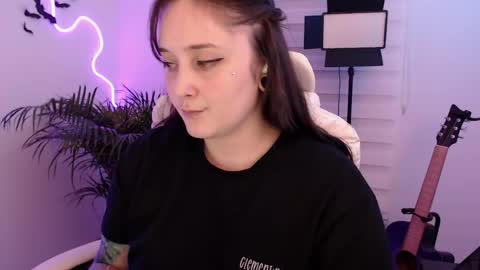 Snapshot of fallenag__ chatting on May 16, 2026, 11:36 pm OF fallenag 1 online show from May 16, 2026, 11:36 pm